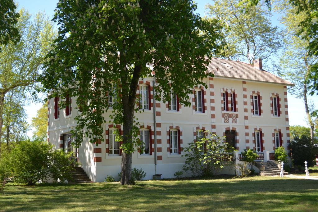 Les Chambres D'Hotes Du Domaine De Lugazaut Vielle-Soubiran Εξωτερικό φωτογραφία